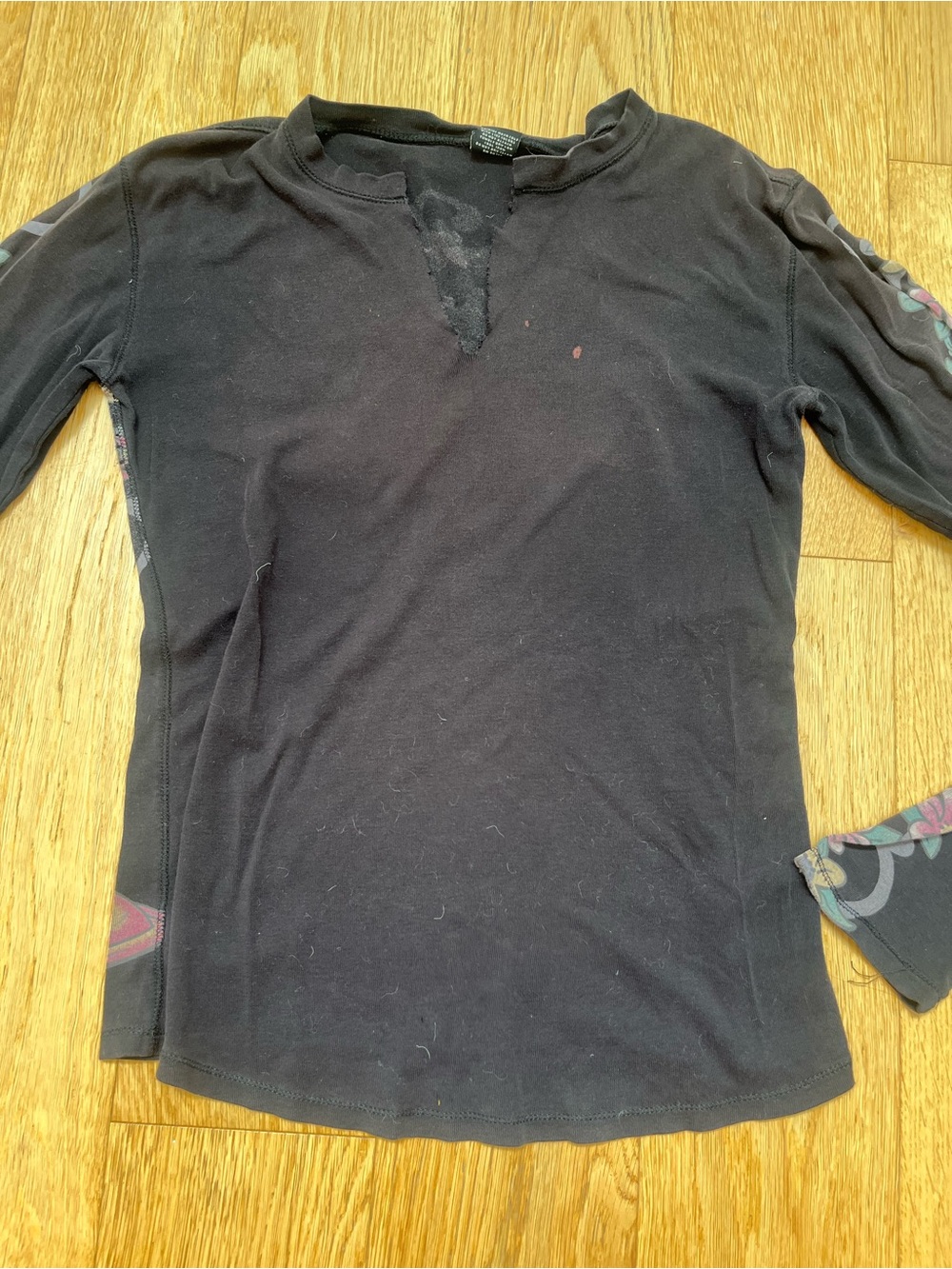 3/$15 Vintage Y2K Lucky Brand Geisha Long Sleeve Notch T-Shirt Top - Picture 2 of 5